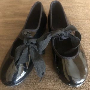 Black tap shoes